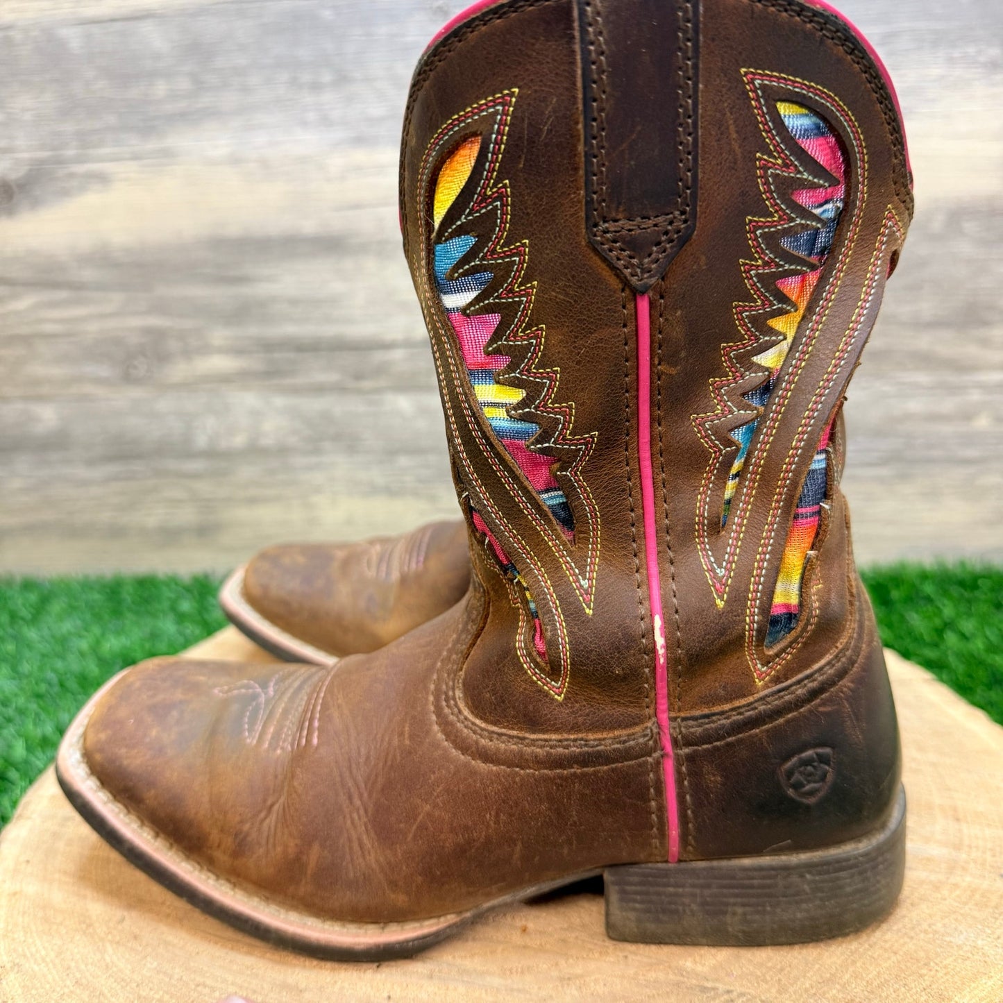 Ariat Women - Size 2 - Brown / Pink QuickDraw Ventek Square Cowboy Boots 10027306