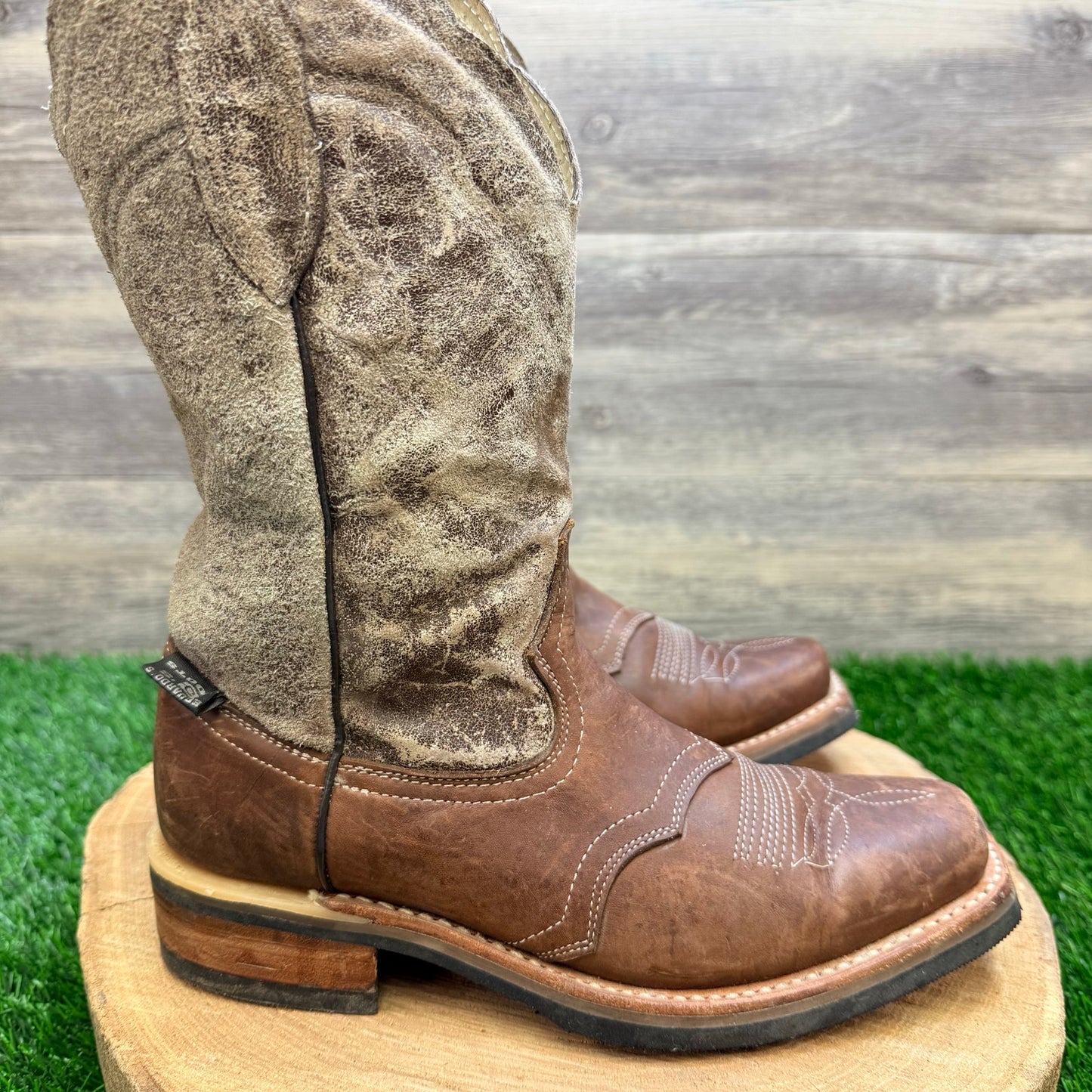 Eduardo’s Women - Size 6 - Brown Snip Toe Cowboy Boots 495