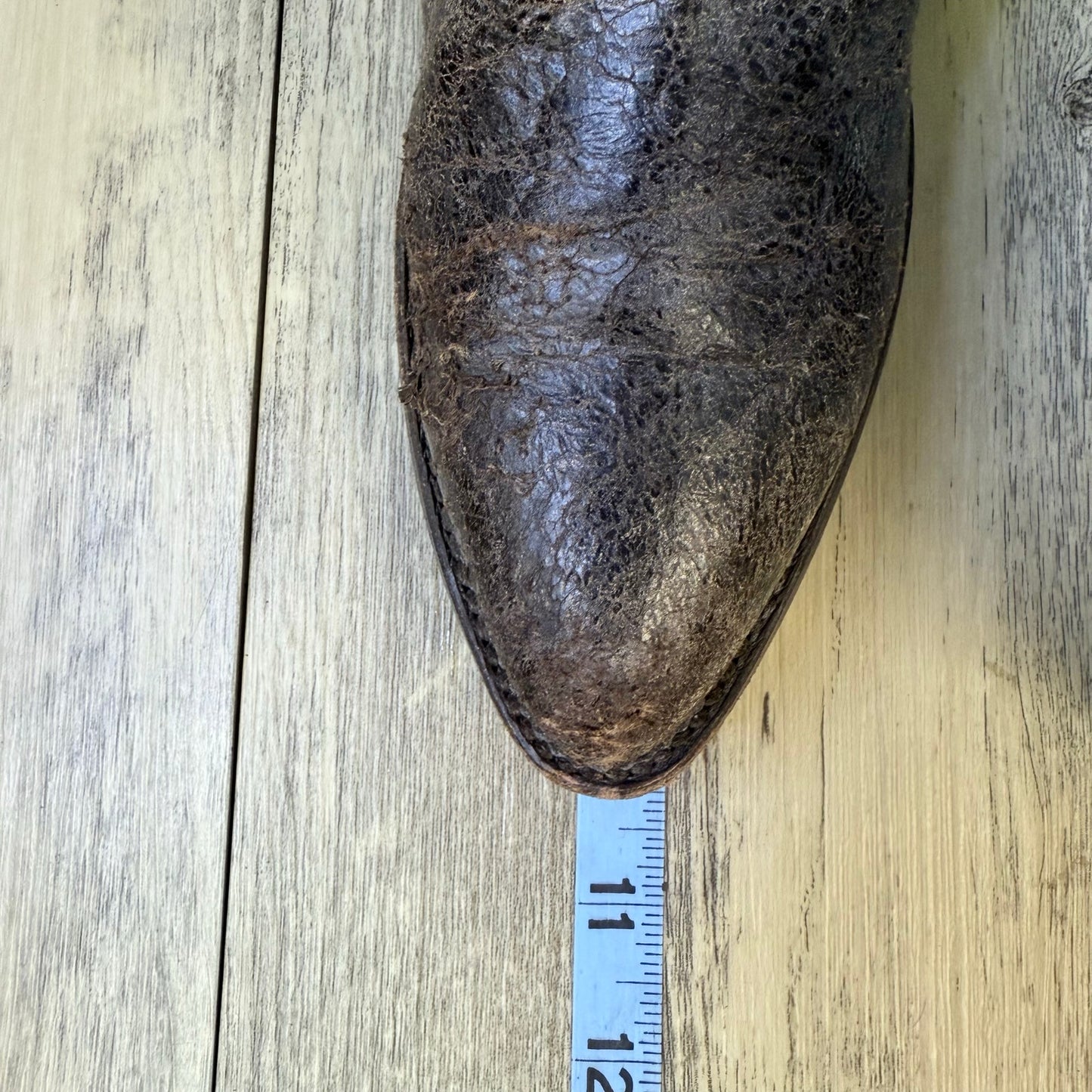 Frye Women - Size 6.5B - Distressed Brown Cowboy Boots 77704