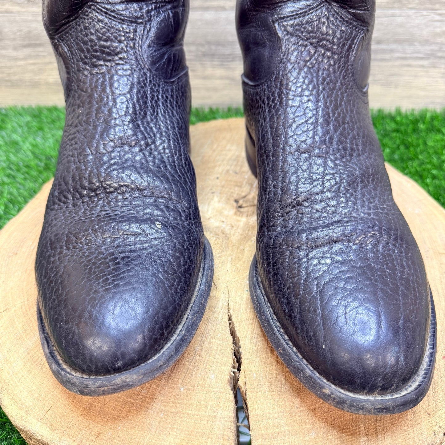 Justin Men - Size 10.5D - Vintage Black Bull Shoulder Cowboy Boots 3202