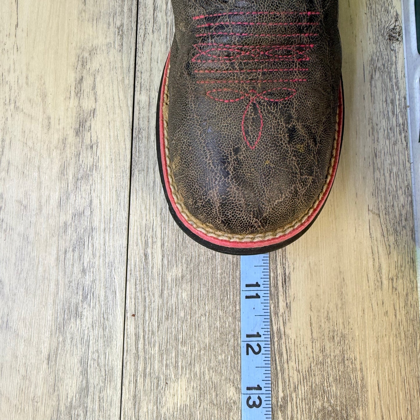 Ariat Youth - Size 4.5 - Distressed Black / Tan Round Cowboy Boots 10012799