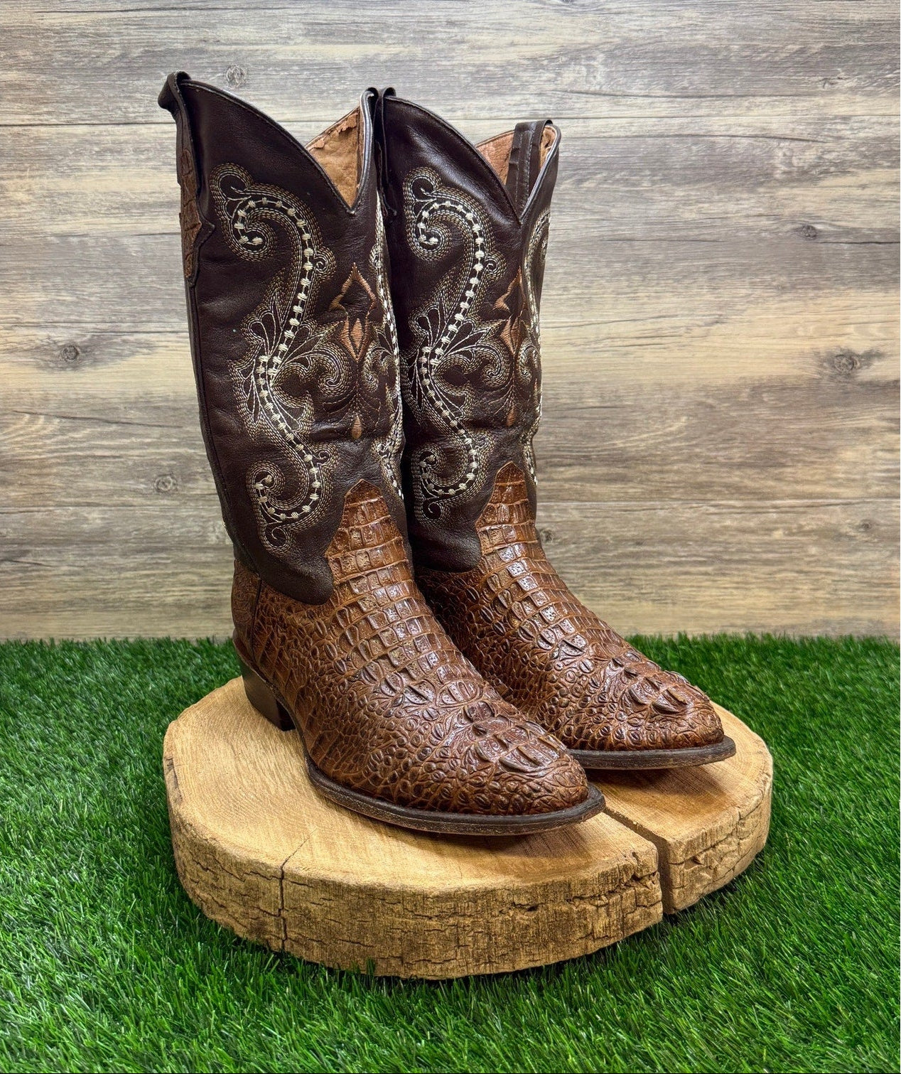 Ferrini Men - Size 10D - Brown Faux Hornback Gator Cowboy Boots Style 2506