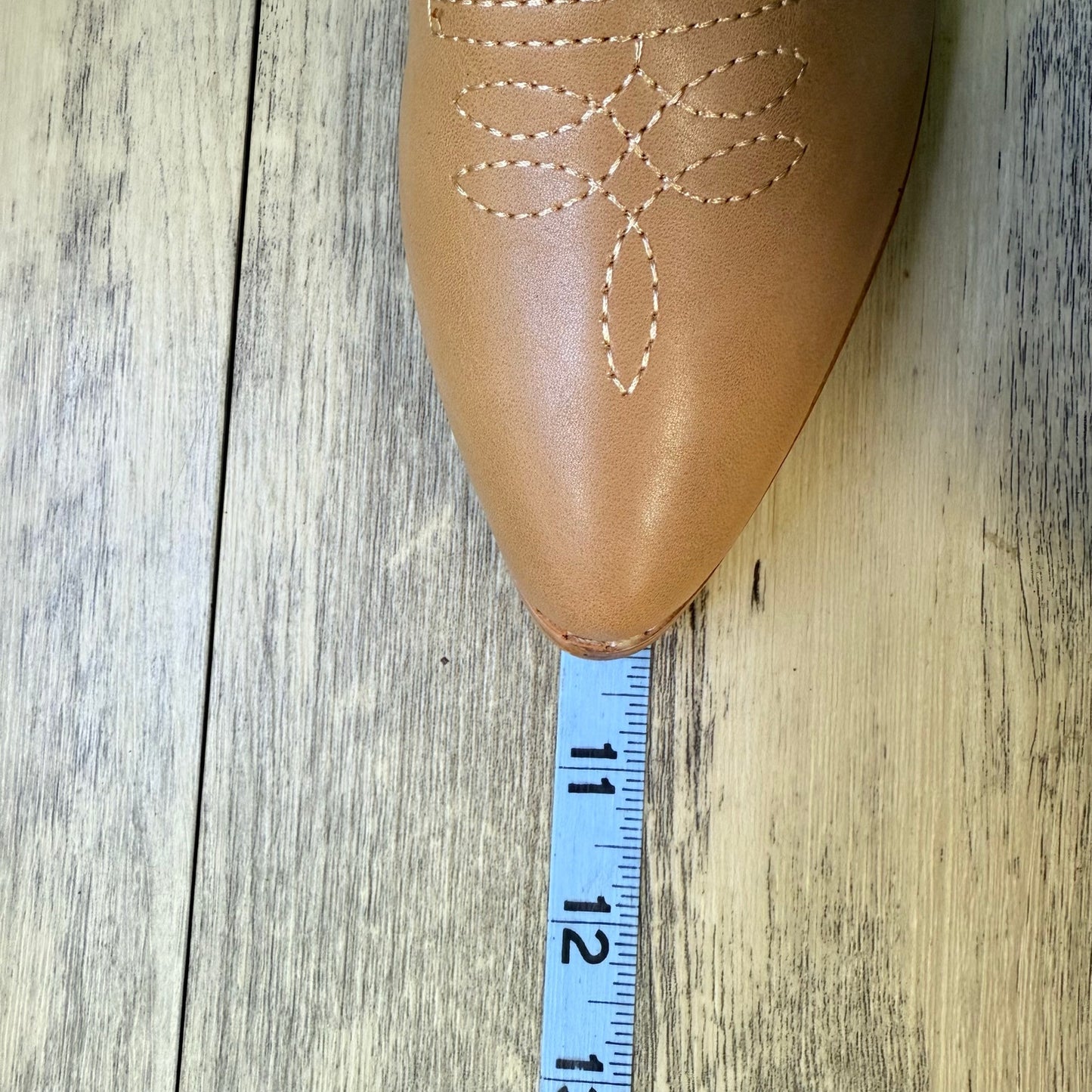 Unknown Women - Size 6.5 - Tan Faux Leather Zipper Cowboy Boots