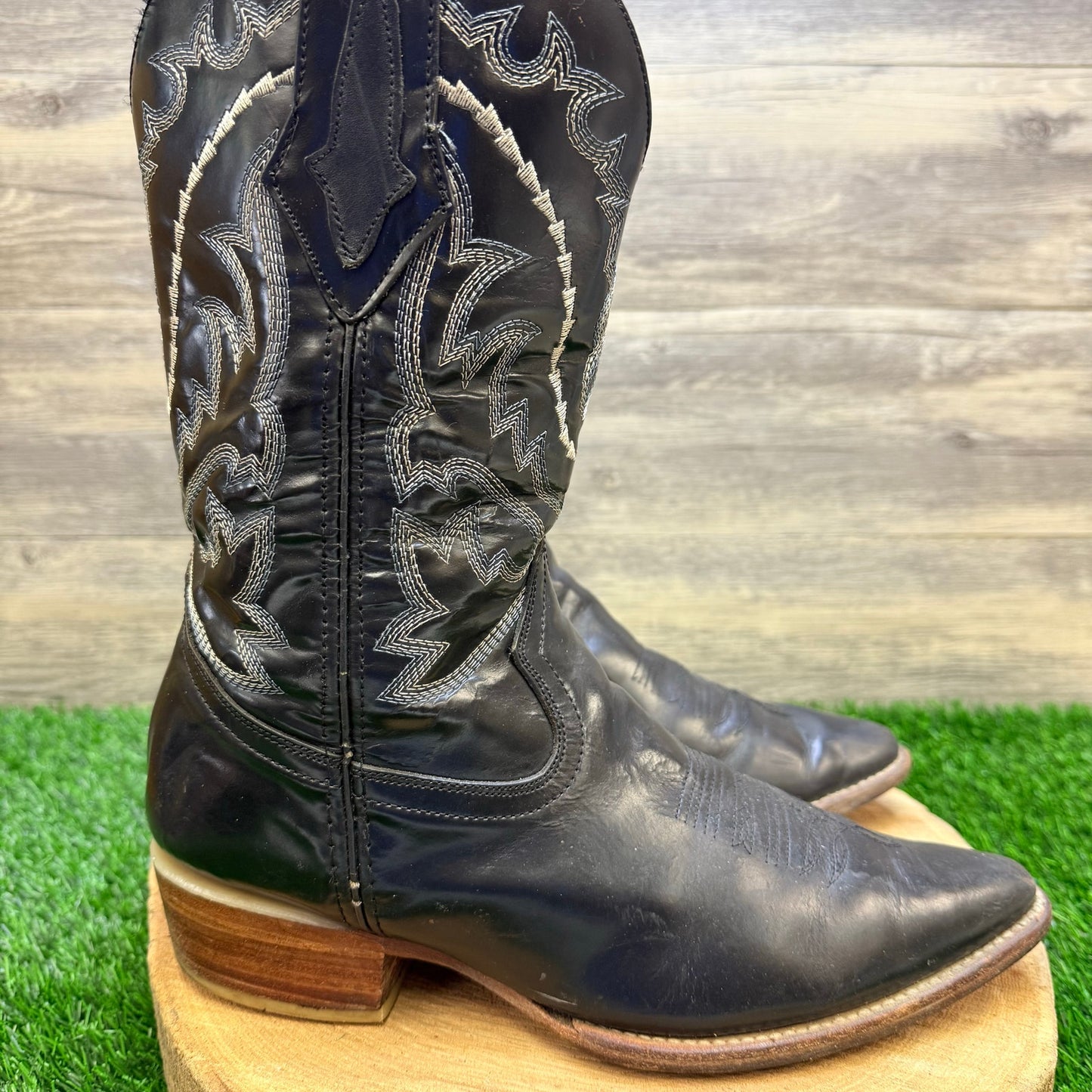 Sebastian’s Men - Size 9.5 - Black Cowboy Boots Made in Mexico