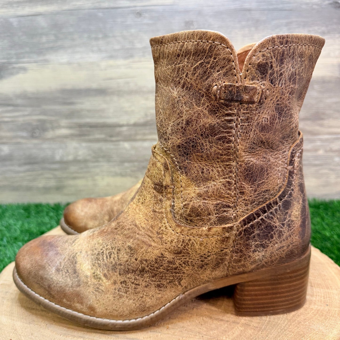 Diba True Women - Size 8 - Distressed Tan Ankle Boots