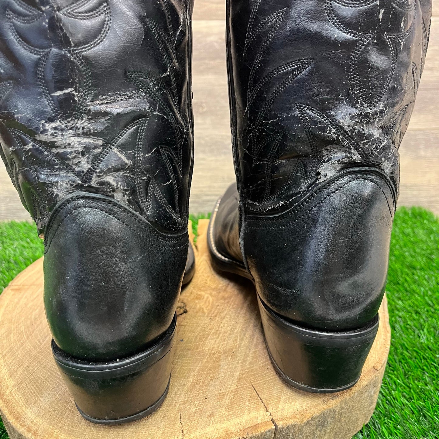 Unknown Men - Size 10.5D - Black Sliver Toe Plate Cowboy Boots Style AC430