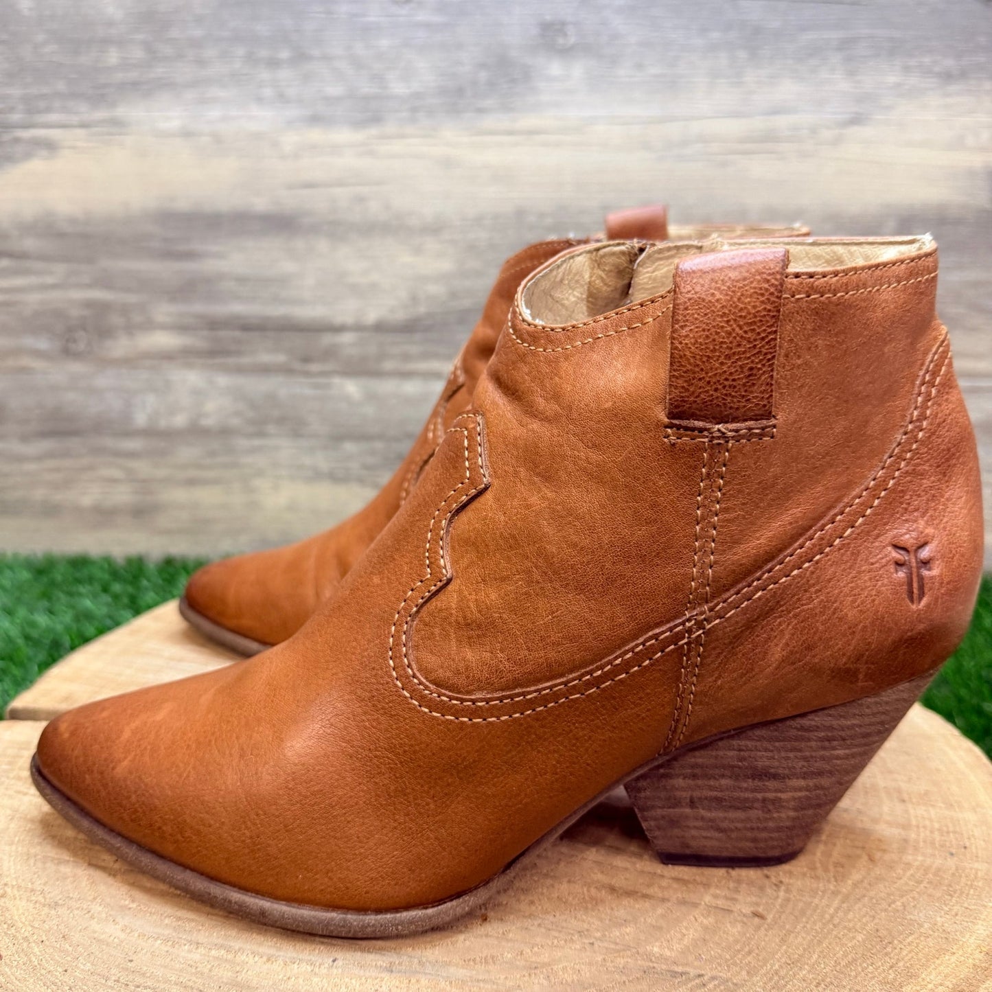 Frye Women - Size 9M - Camel Ankle Zipper Boots 3472057