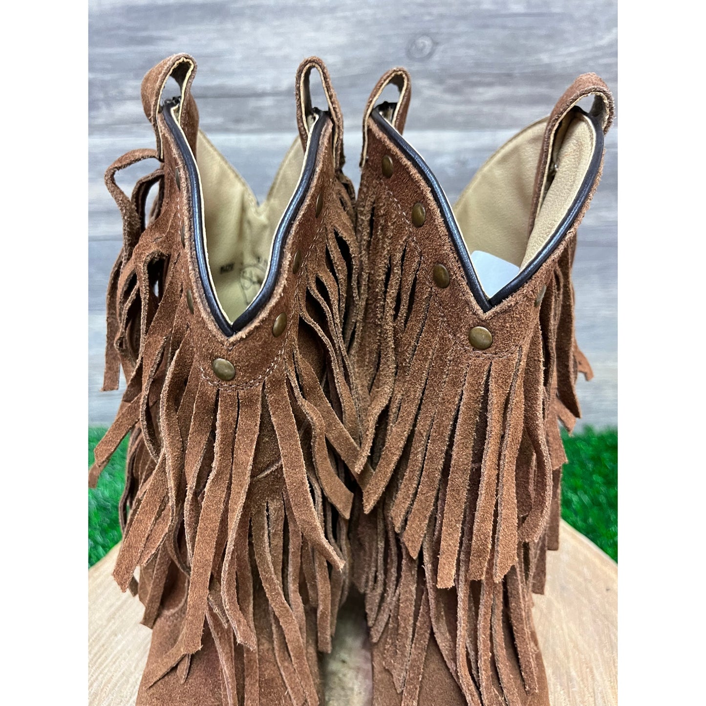 Shyanne Youth - Size 2D - Tan Suede Fringe Snip Toe Cowboy Boots Style 43514C