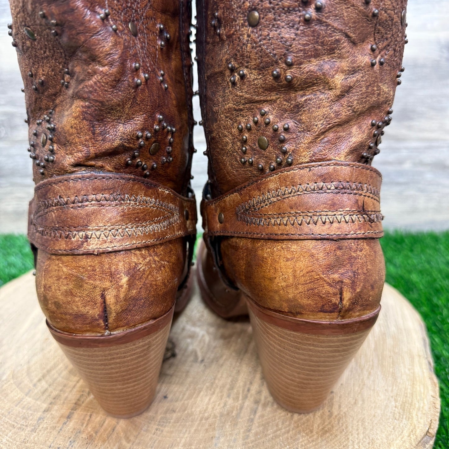 Dingo Women - Size 9.5M - Distressed Brown Studded Harness Cowboy Boots DI566