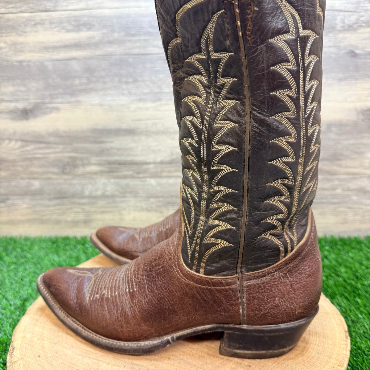 Tony Lama Men - Size 9A - Vintage Chocolate Bullhide Western Cowboy Boots 2991
