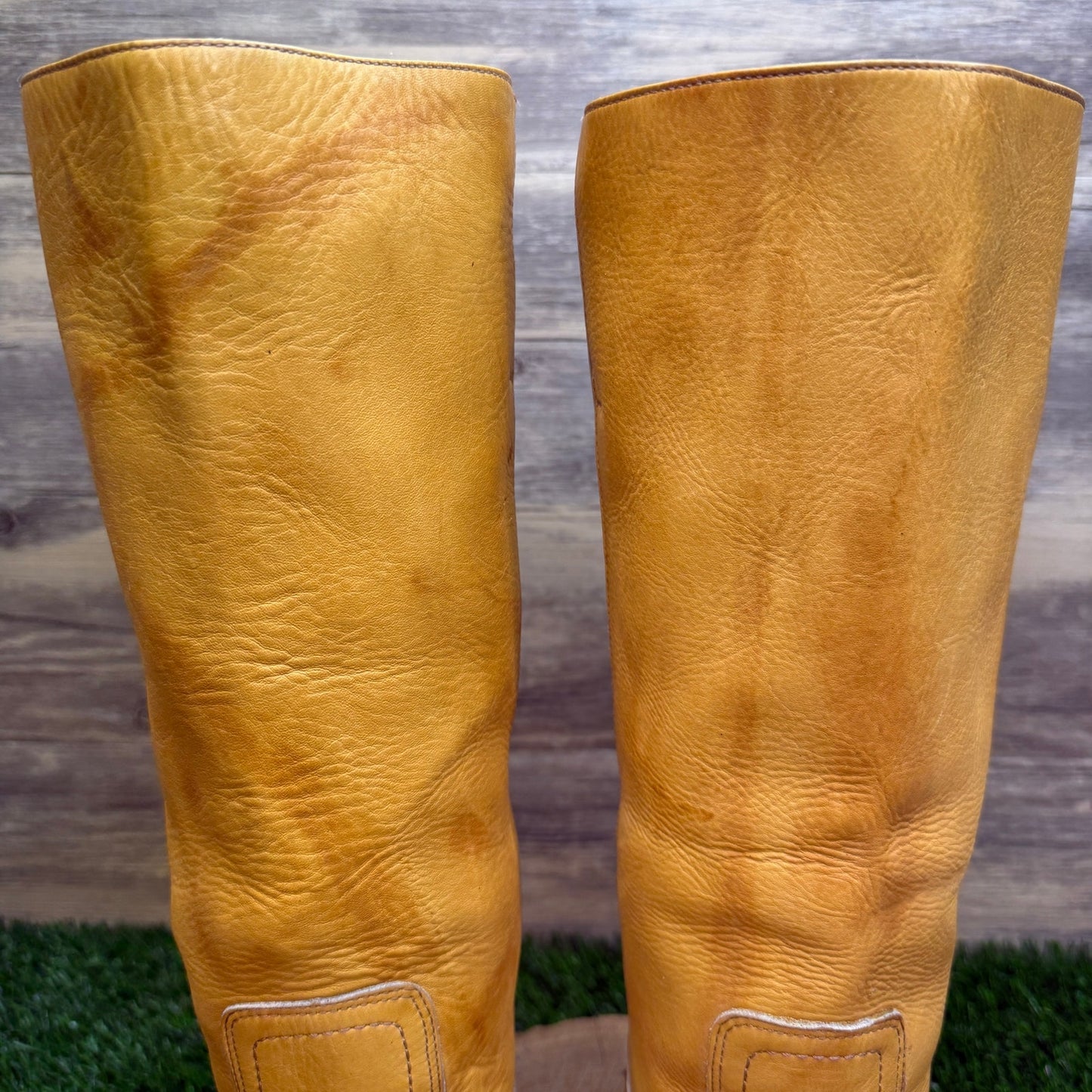 Gianni Bini Women - Size 10M - Marbled Gold Campus Boots Style Money