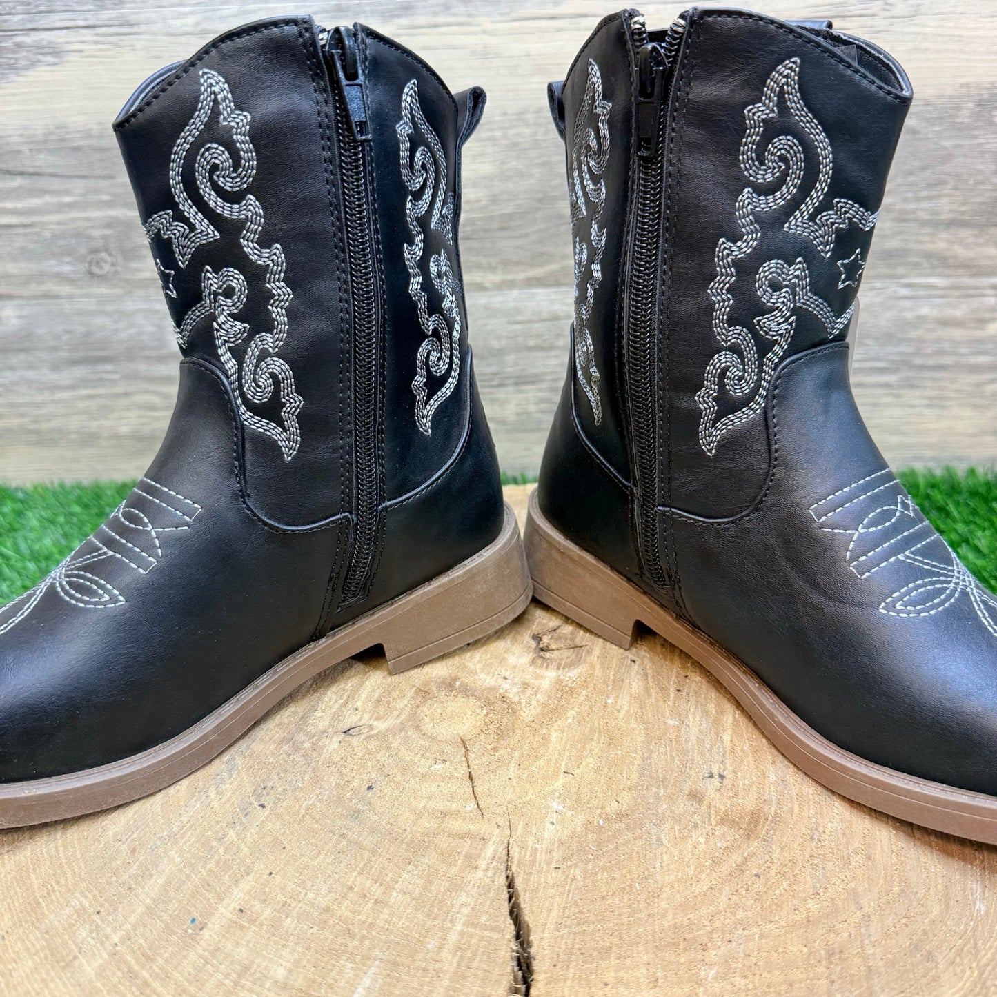 NEW Pawz Youth - Size 2 - Black Western Faux Leather Cowboy Boots