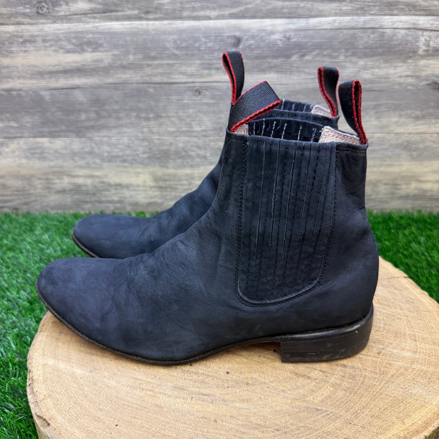Unknown Women - Size 6 - Black Suede Ankle Boots
