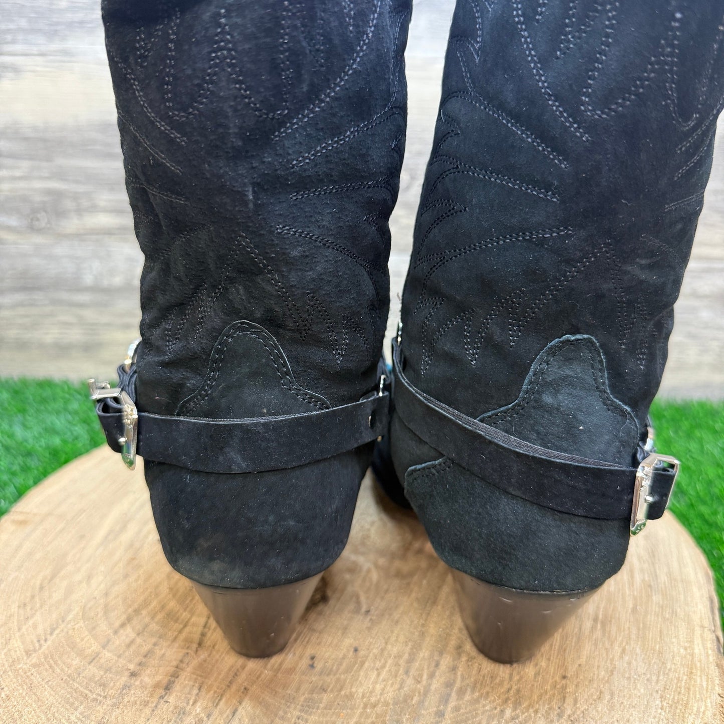 Dingo Women - Size 8.5M - Vintage Black Suede Harness Cowboy Boots DI541