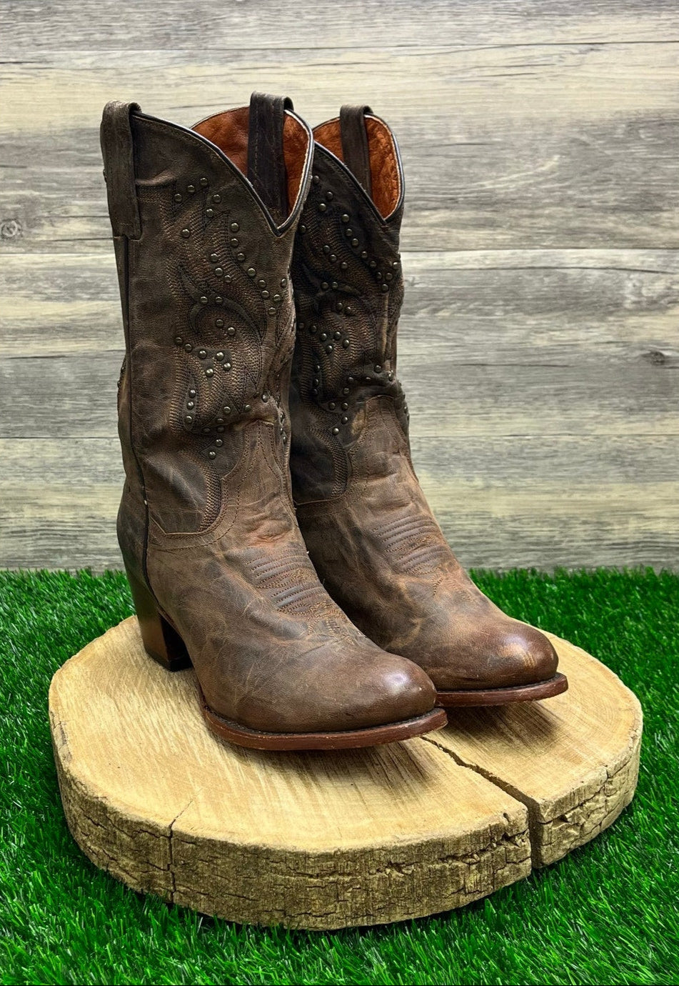 Dan Post Women - Size 9M - Brown Studded Cowboy Boots Style DP3516