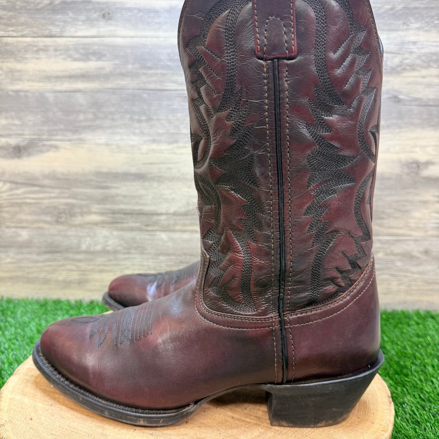 Laredo Men - Size 9EW - Black Cherry Western Cowboy Boots 68458