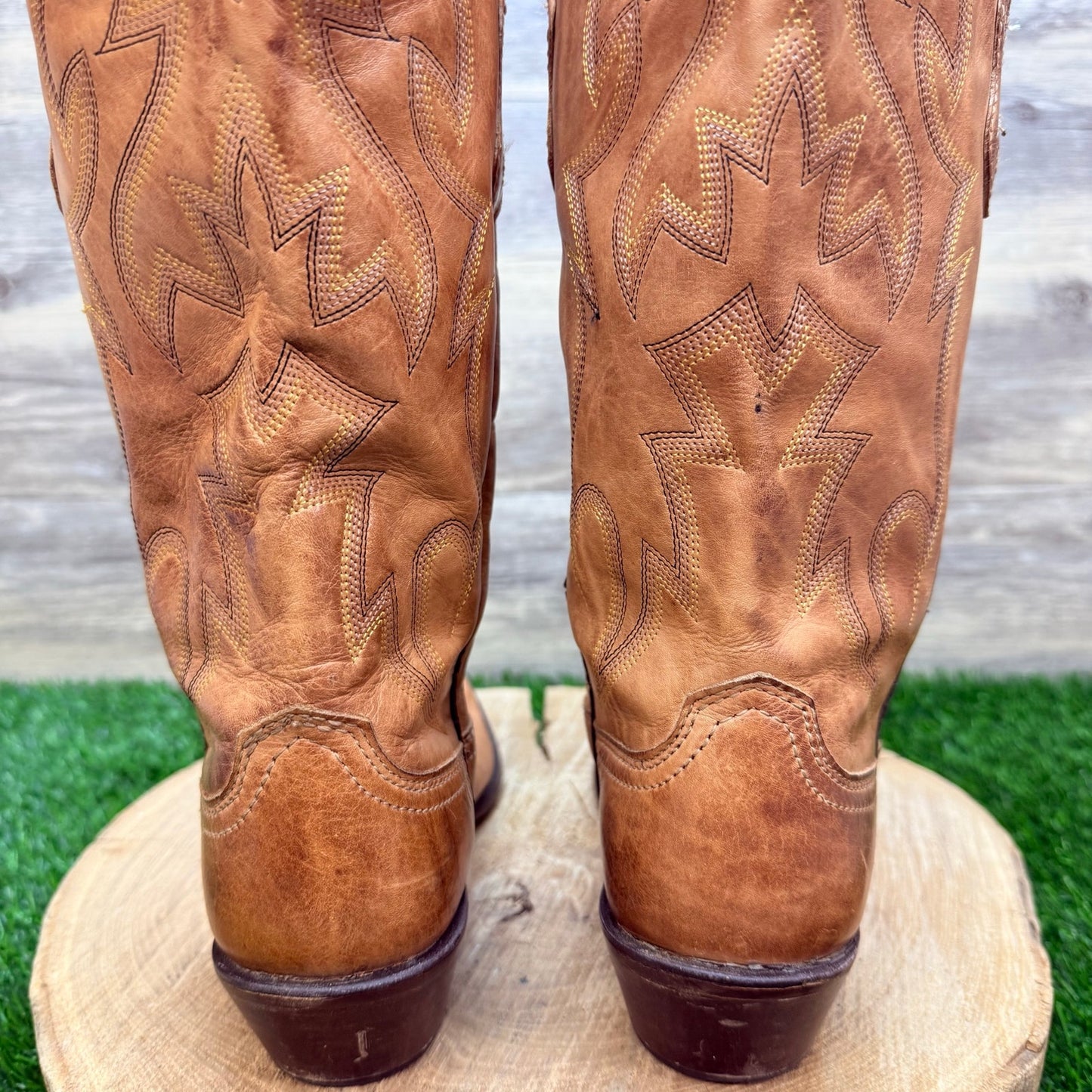 Nocona Women - Size 8B - Tan Snip Toe Western Cowboy Boots NL1600