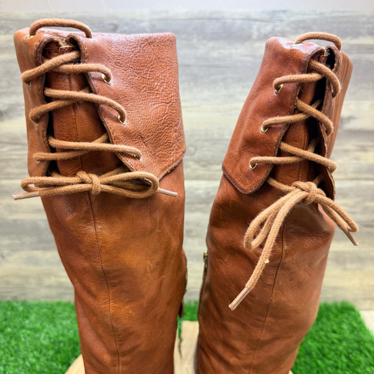 Vince Camuto Women - Size 10 - Brown Riding Zipper Boots