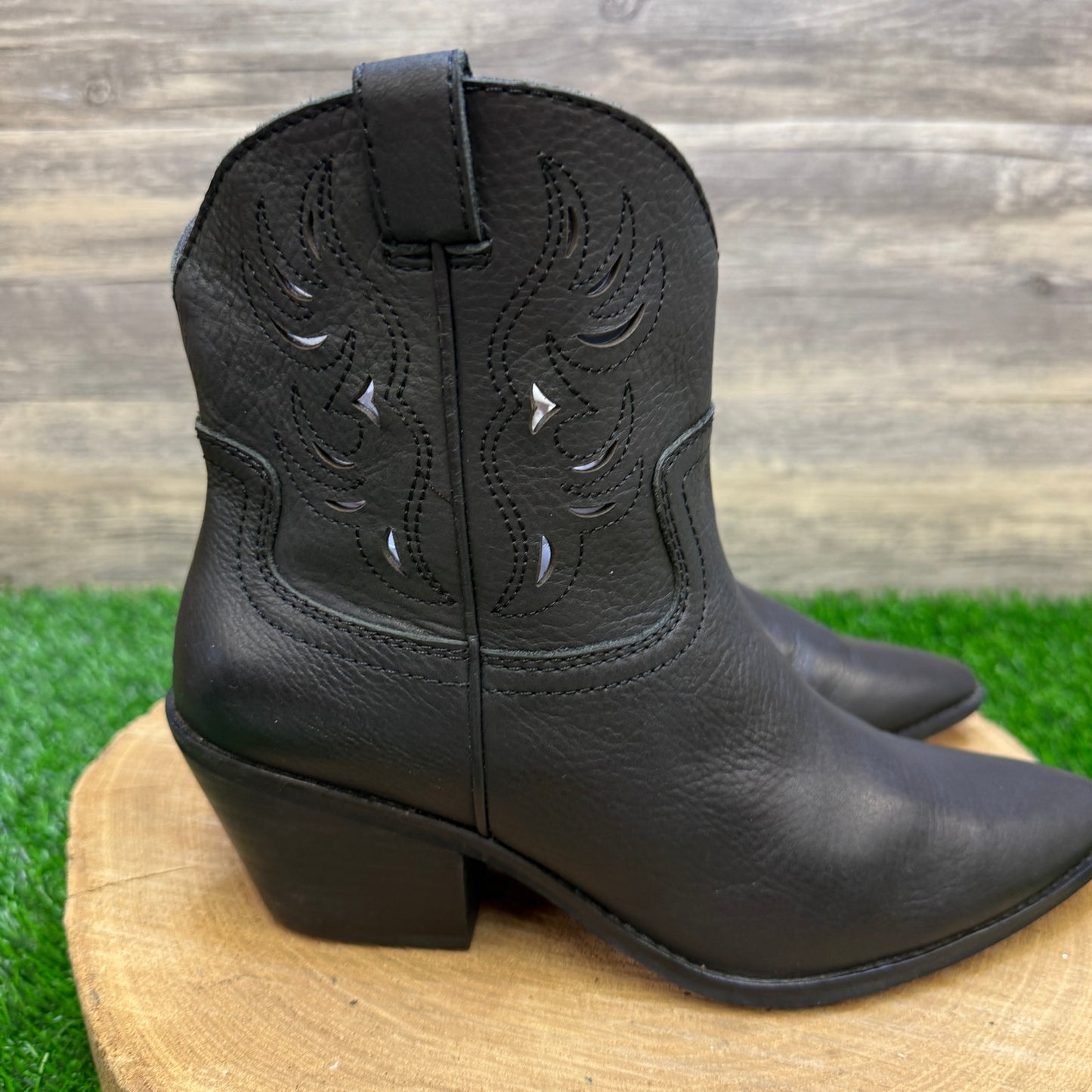 Lucky Brand Women - Size 9M - Black Cutout Ankle Boots