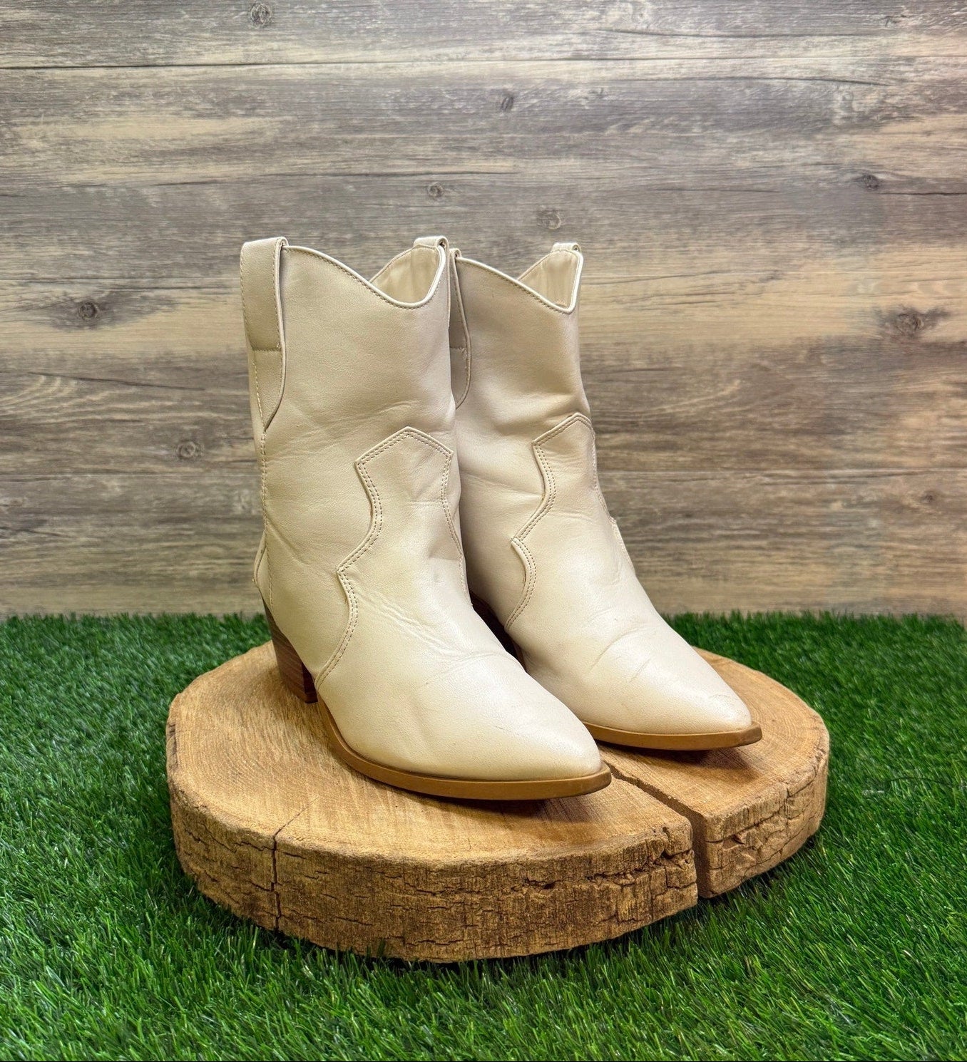 Bamboo Women - Size 10 - Metallic Pearl Faux Leather Ankle Boots Mindful