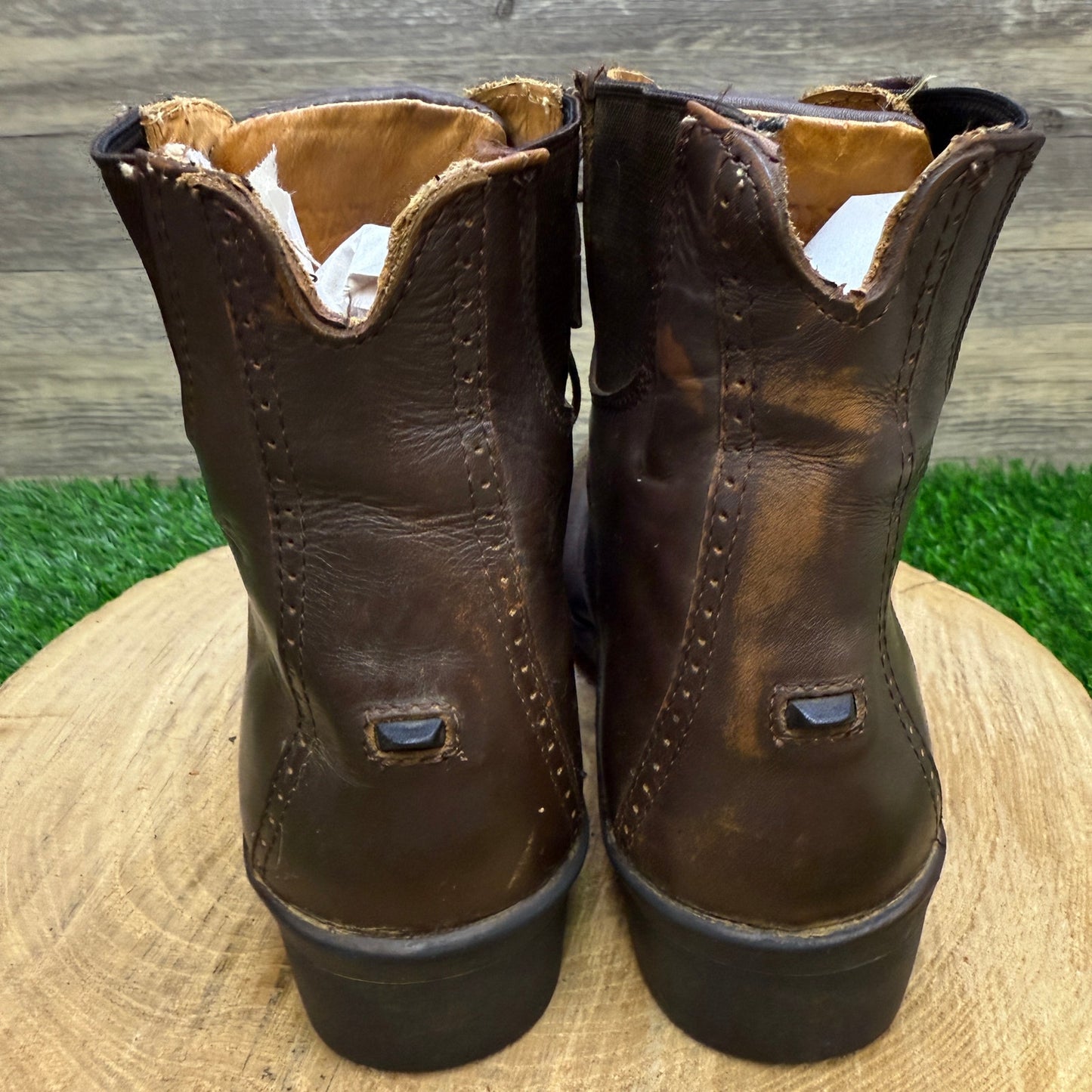 Ovation Women - Size 7.5 - Brown Lace Up Boots