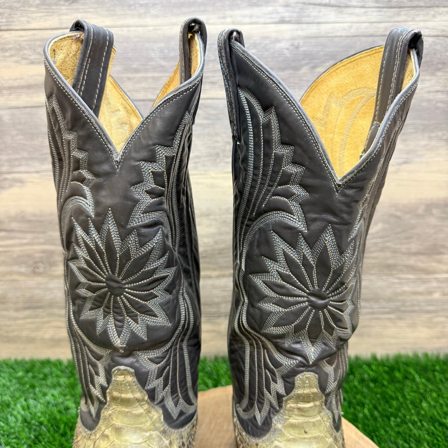 Tony Lama Men - Size 8D - Vintage Gray Snake Western Cowboy Boots 8702