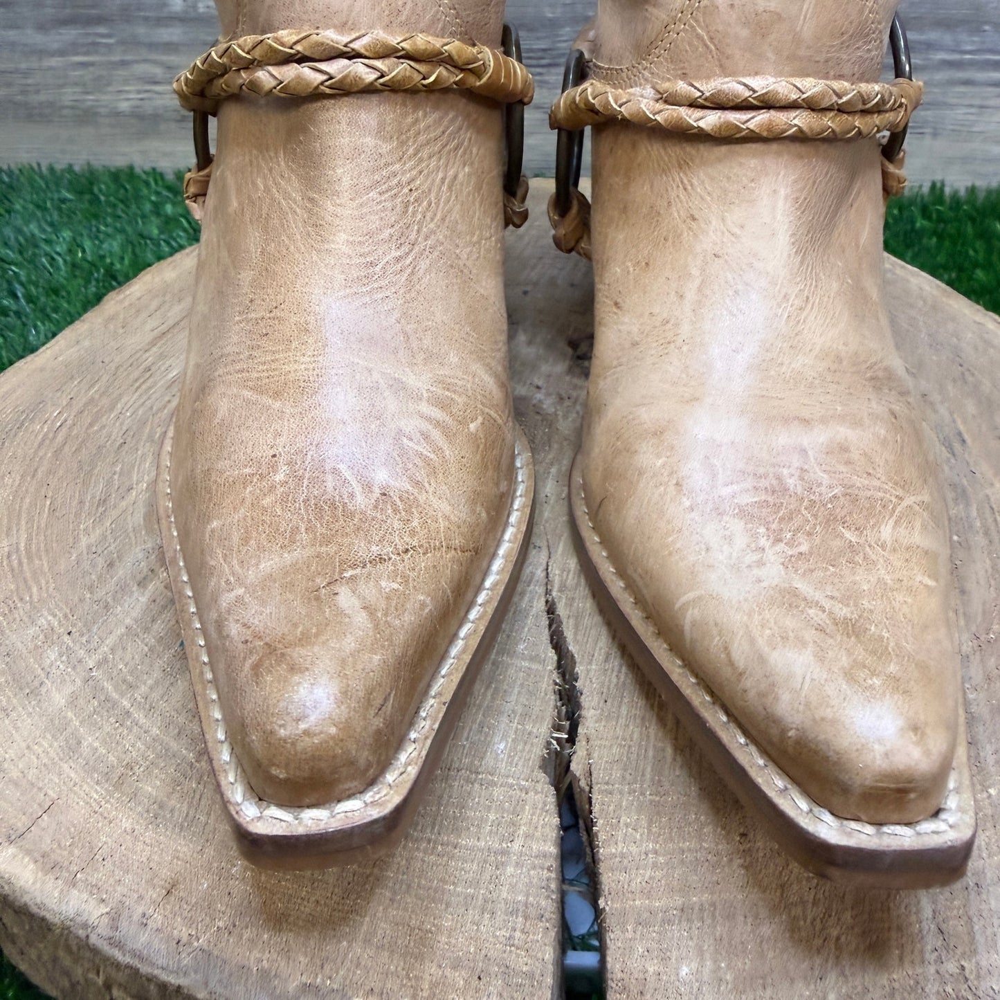 Penny Loves Kenny Women - Size 7.5M - Tan Strappy Cowboy Boots Style Lariat