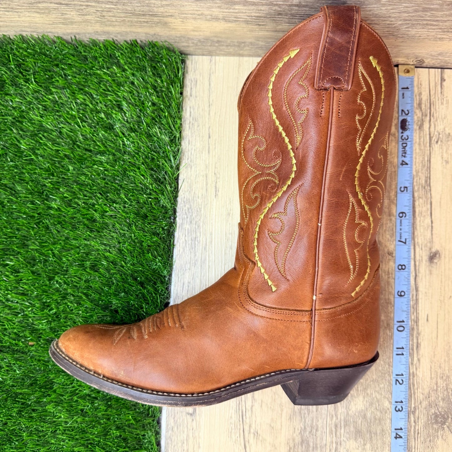 Justin Women - Size 8B - Golden Saltillo Western Cowboy Boots L4936