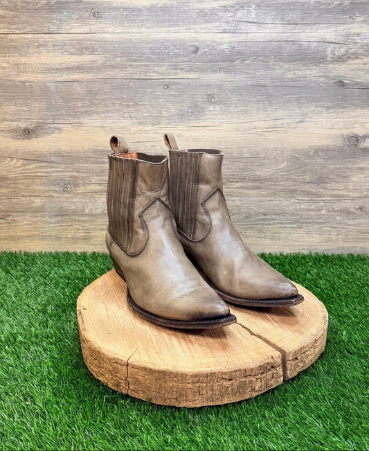 Frye Women - Size 11B - Grayish Ankle Short Boots 70521
