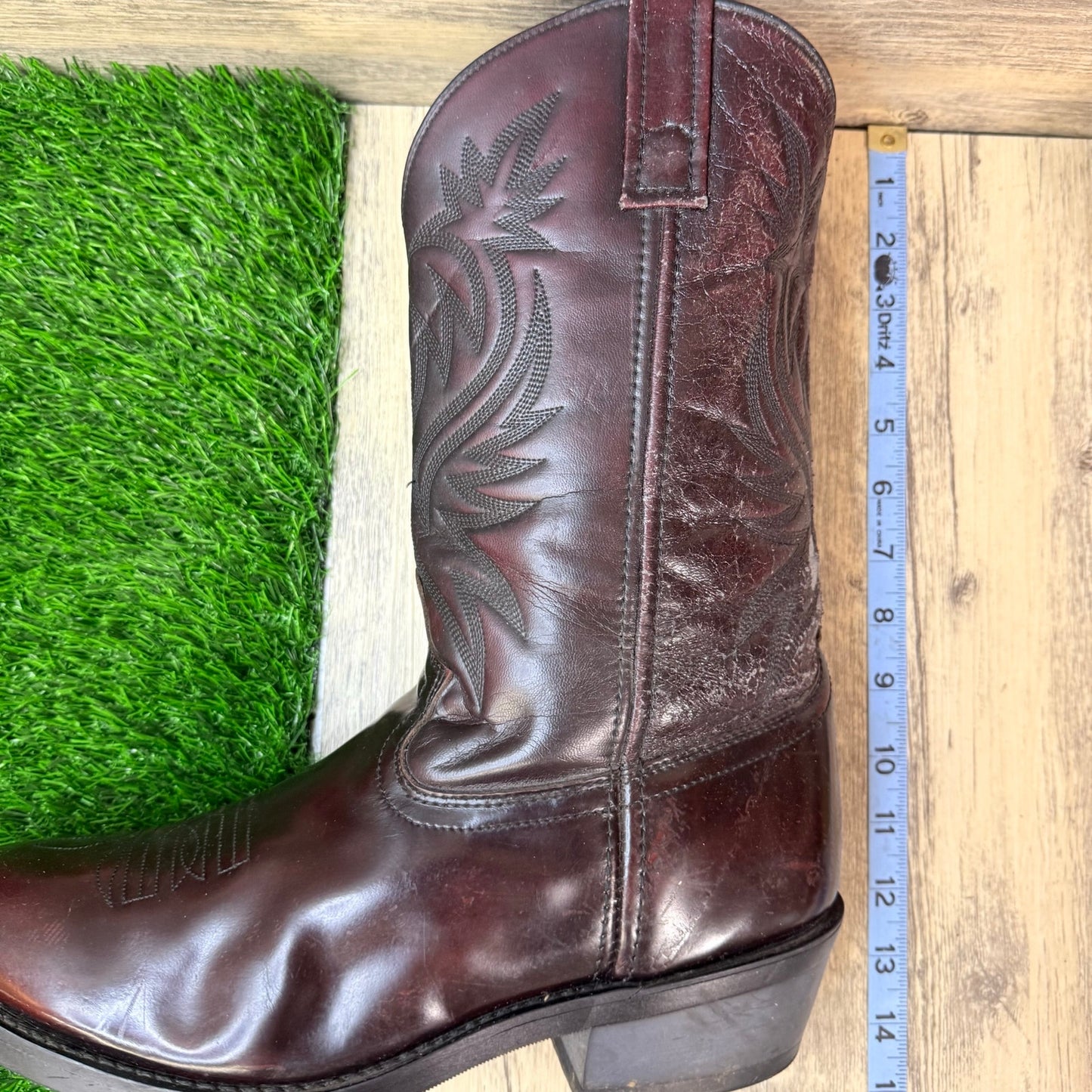 Laredo Men - Size 11EW - Vintage Burgundy Western Cowboy Boots 4246