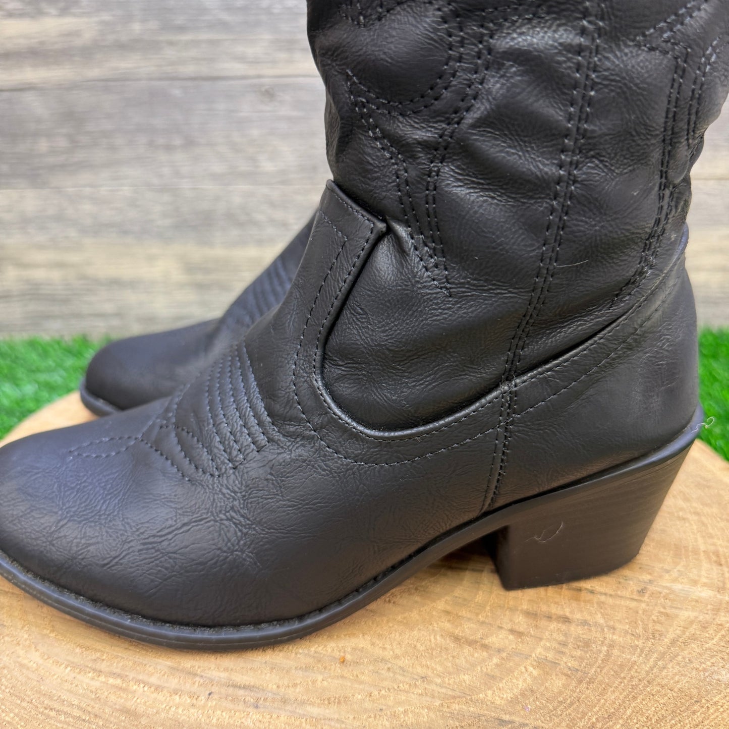 Charles Albert Women - Size 7 - Black Faux Leather Cowboy Boots