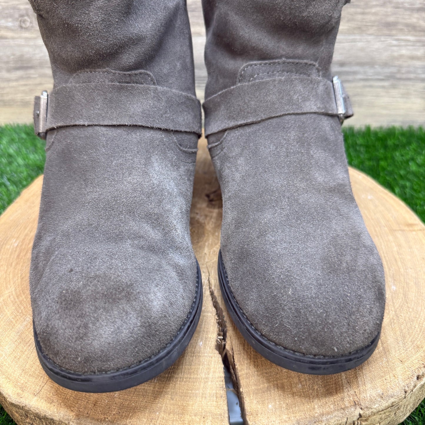 Unknown Women - Size 10M - Gray Suede Harness Ankle Boots Style Vail