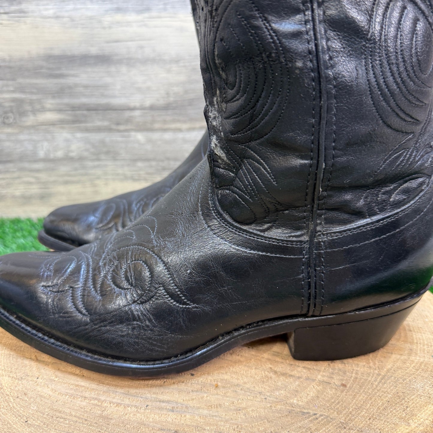 Laredo Men - Size 9.5 EE - Vintage Black Western Cowboy Boots Style 2630