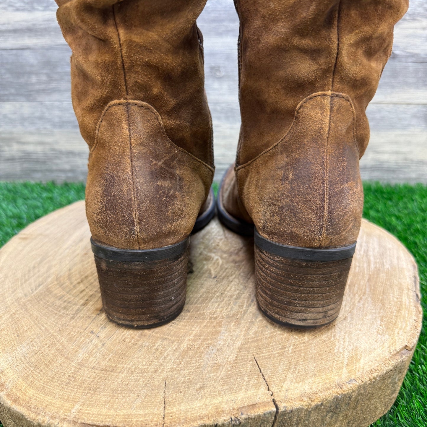 Born Women - Size 9M - Brown Suede Slouch Tall Boots Style CQG17
