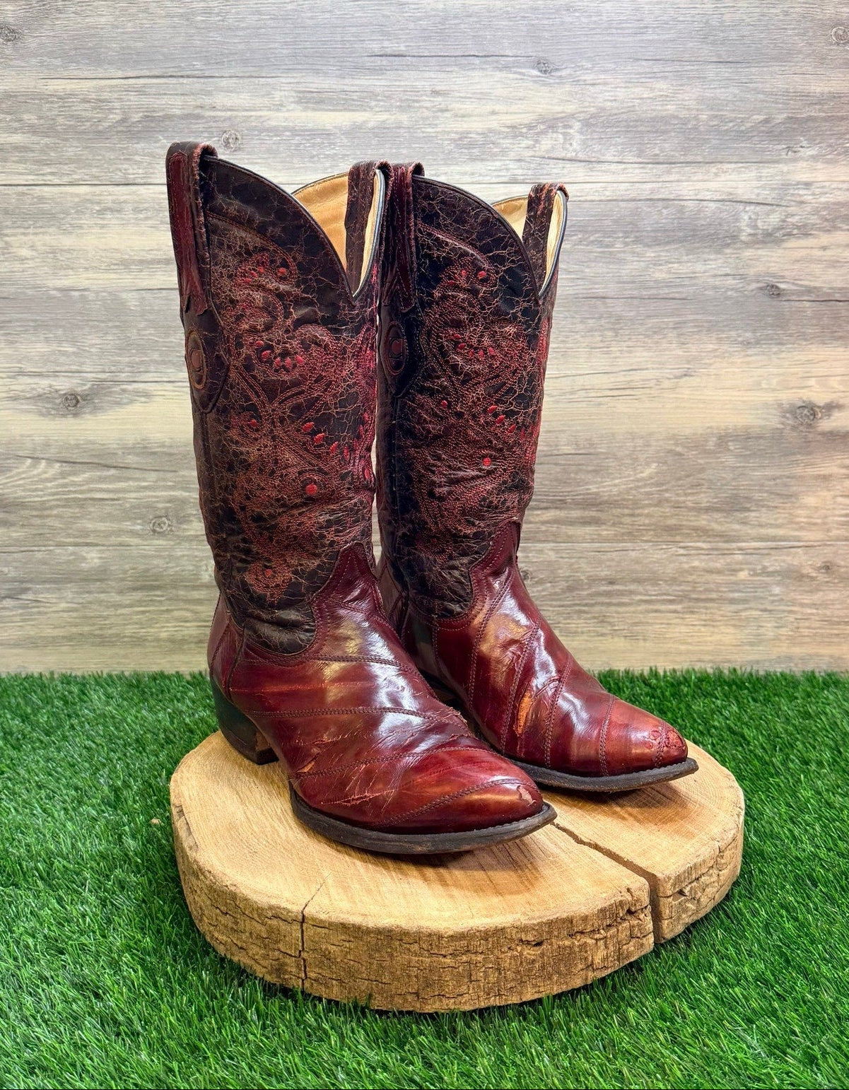 Cuadra Men - Size 9 - Red / Black Eel Cowboy Boots 55025 (damaged)