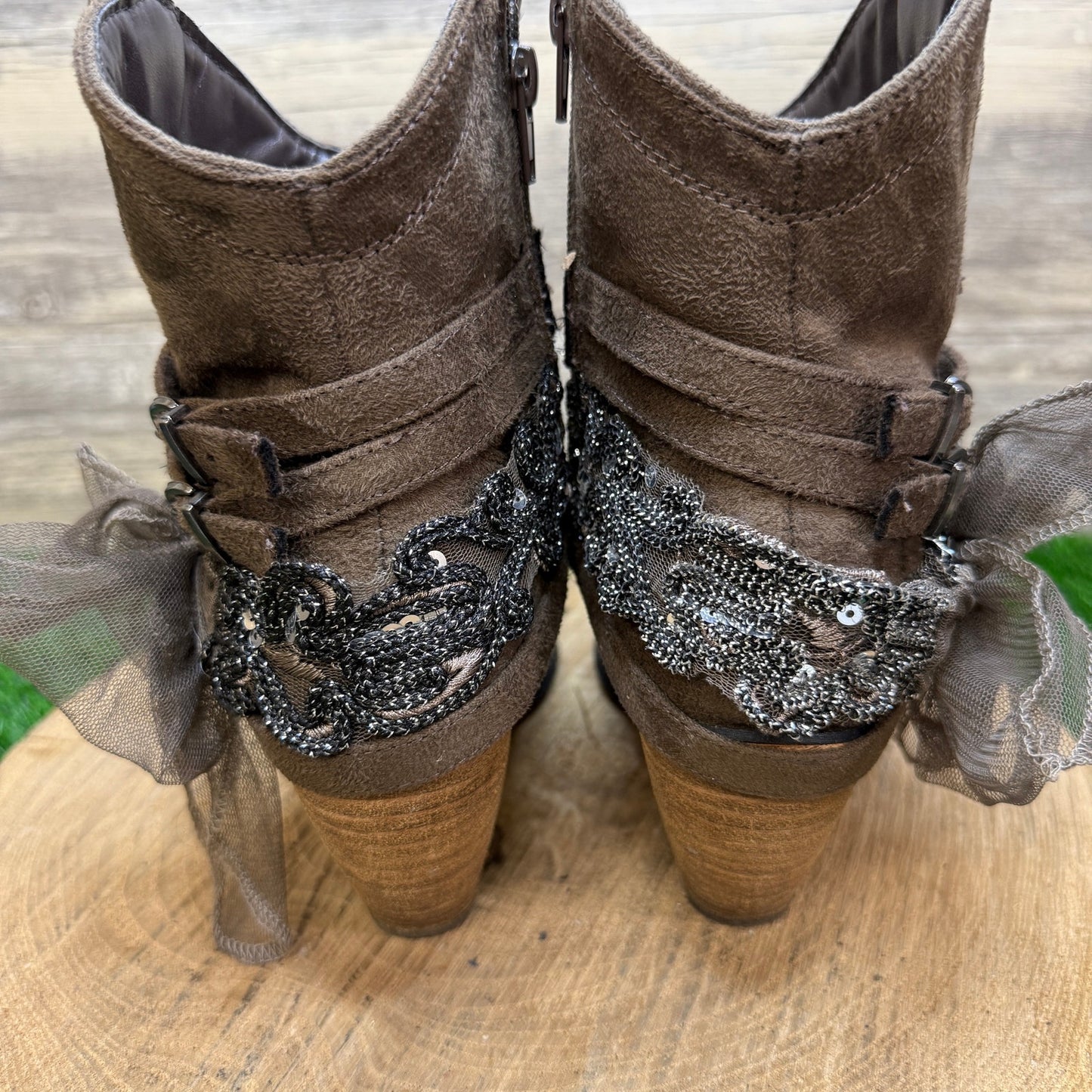 Dolce Women - Size 7M - Fawn Faux Suede Strappy Boots Style Briar