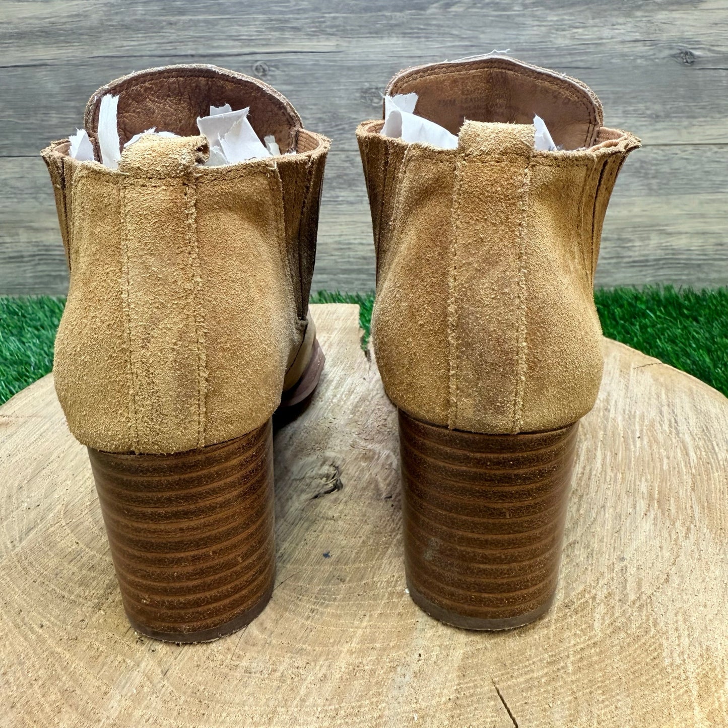 Isola Women - Size 7.5 - Tan Suede Ankle Boots