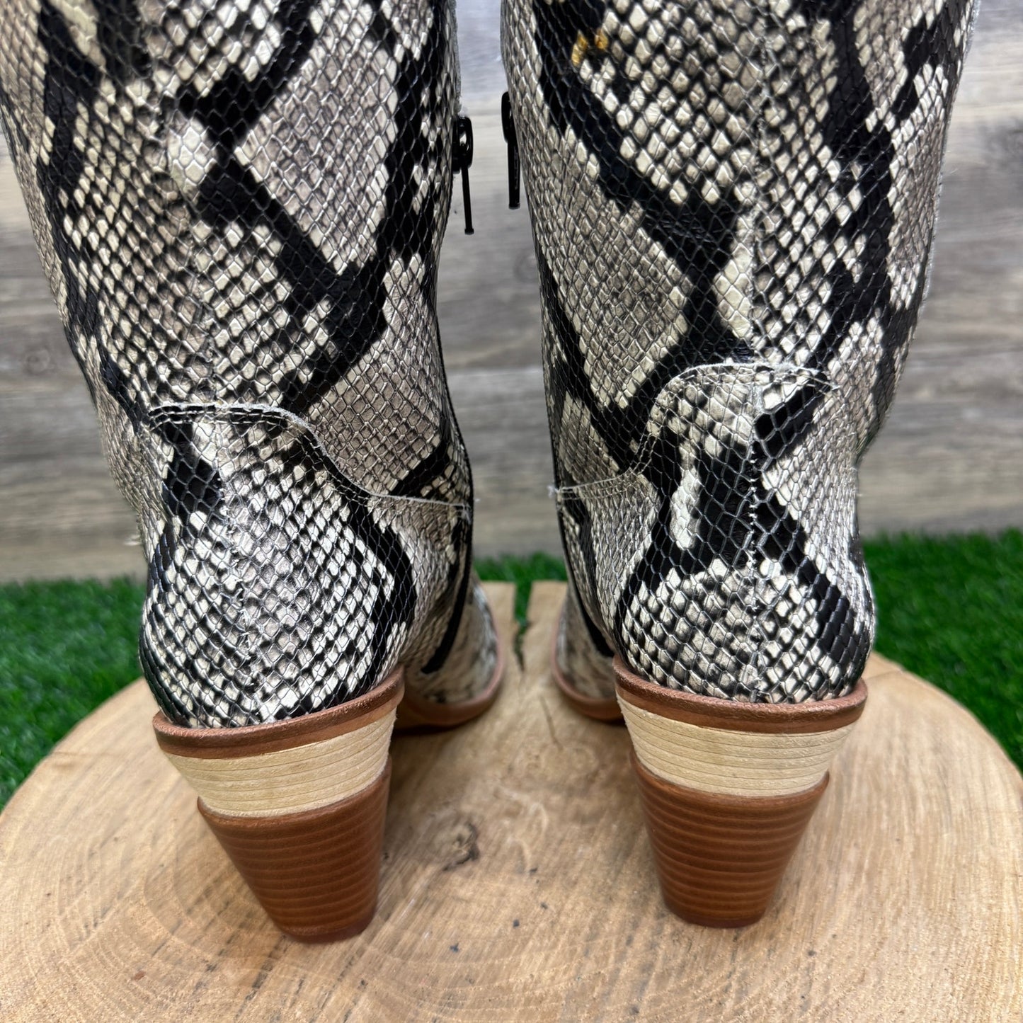 Gianni Bini Women - Size 8M - Black/White Faux Snake Tall Boots