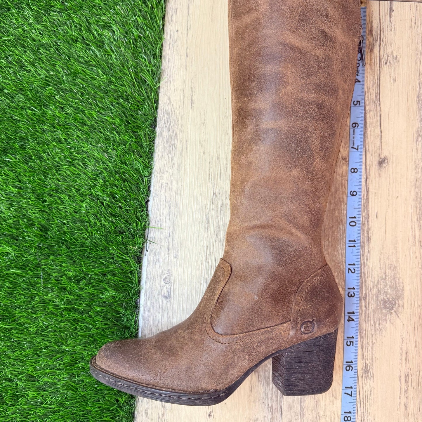 Born Women - Size 5 - Brown Tall Zipper Boots D17906