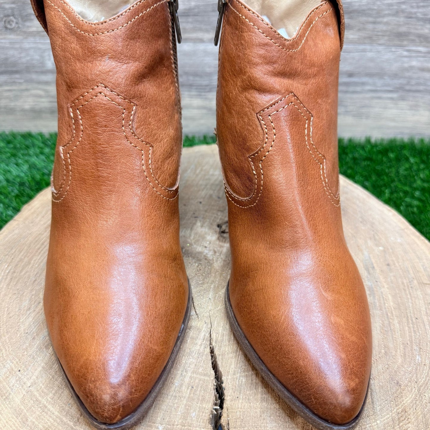 Frye Women - Size 9M - Camel Ankle Zipper Boots 3472057