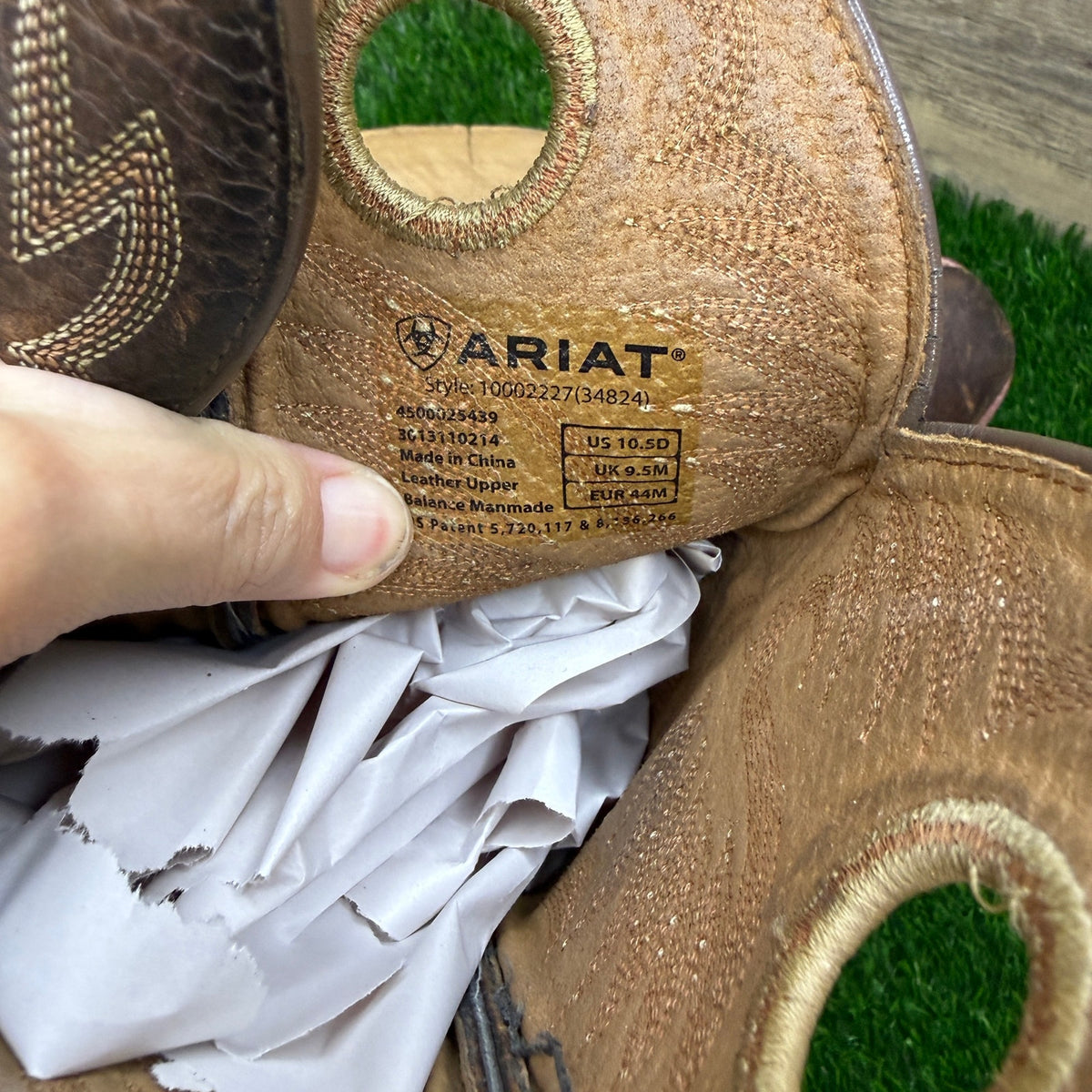 Ariat Men - Size 10.5D - Brown Rough Stock Square Toe Cowboy Boots 10002227