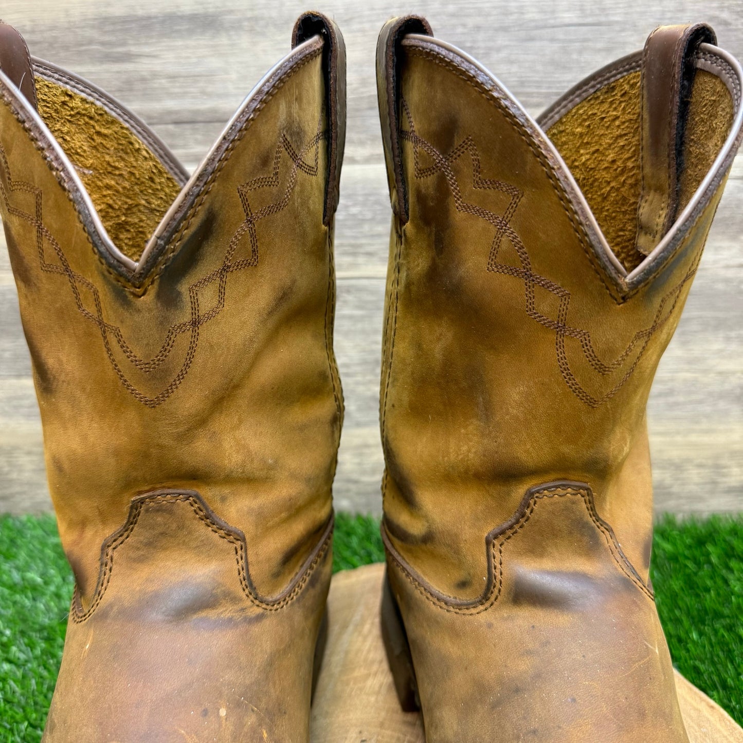 Rocky Men - Size 11.5W - Tan Pull Up Cowboy Boots Style 106