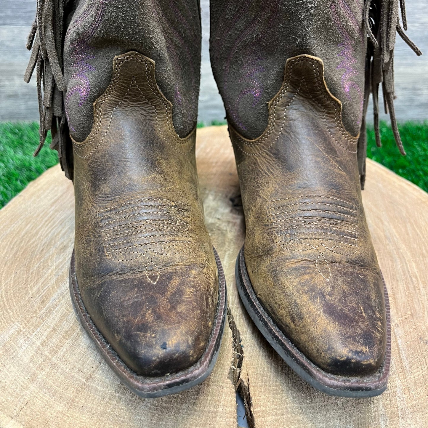 Ariat Youth - Size 1 - Brown Fringe Snip Toe Cowboy Boots Style 10011908