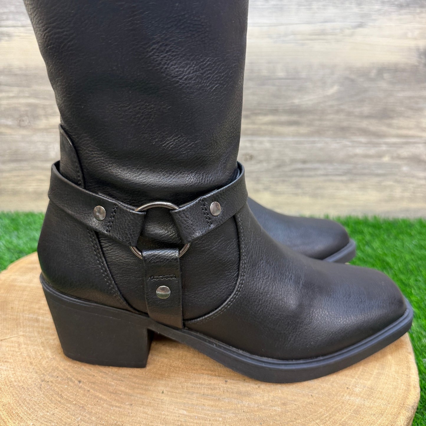 True Craft Women - Size 7M - Black Tall Faux Suede Boots Style Biddi