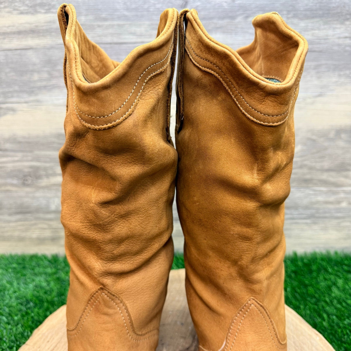 Maine Woods Women - Size 7B - Tan Suede Toe Plate Cowboy Boots