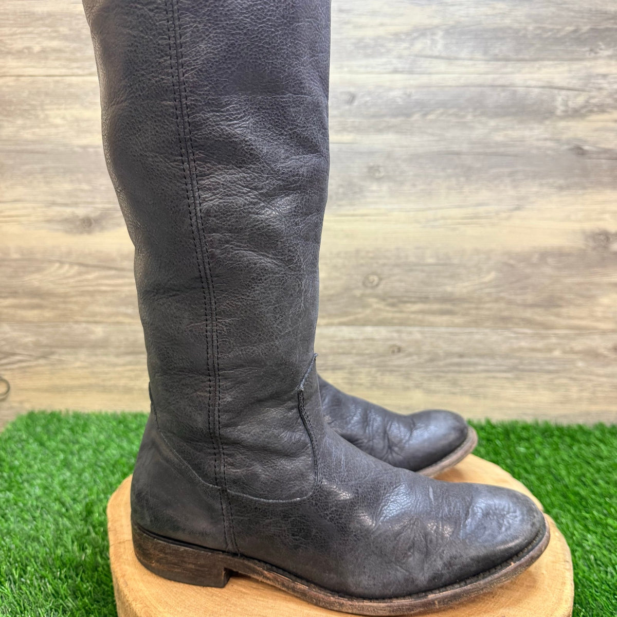 DV Women - Size 7 - Black Riding Boots