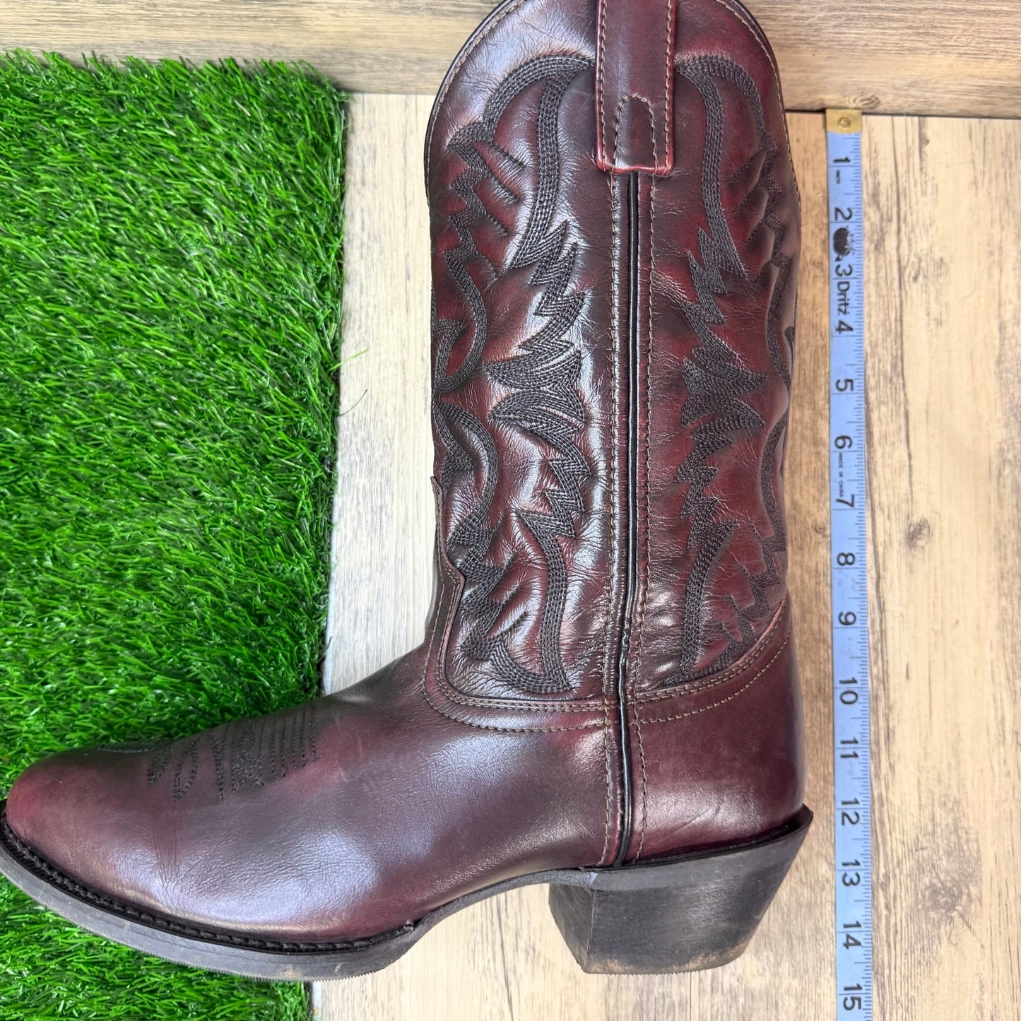 Laredo Men - Size 9EW - Black Cherry Western Cowboy Boots 68458