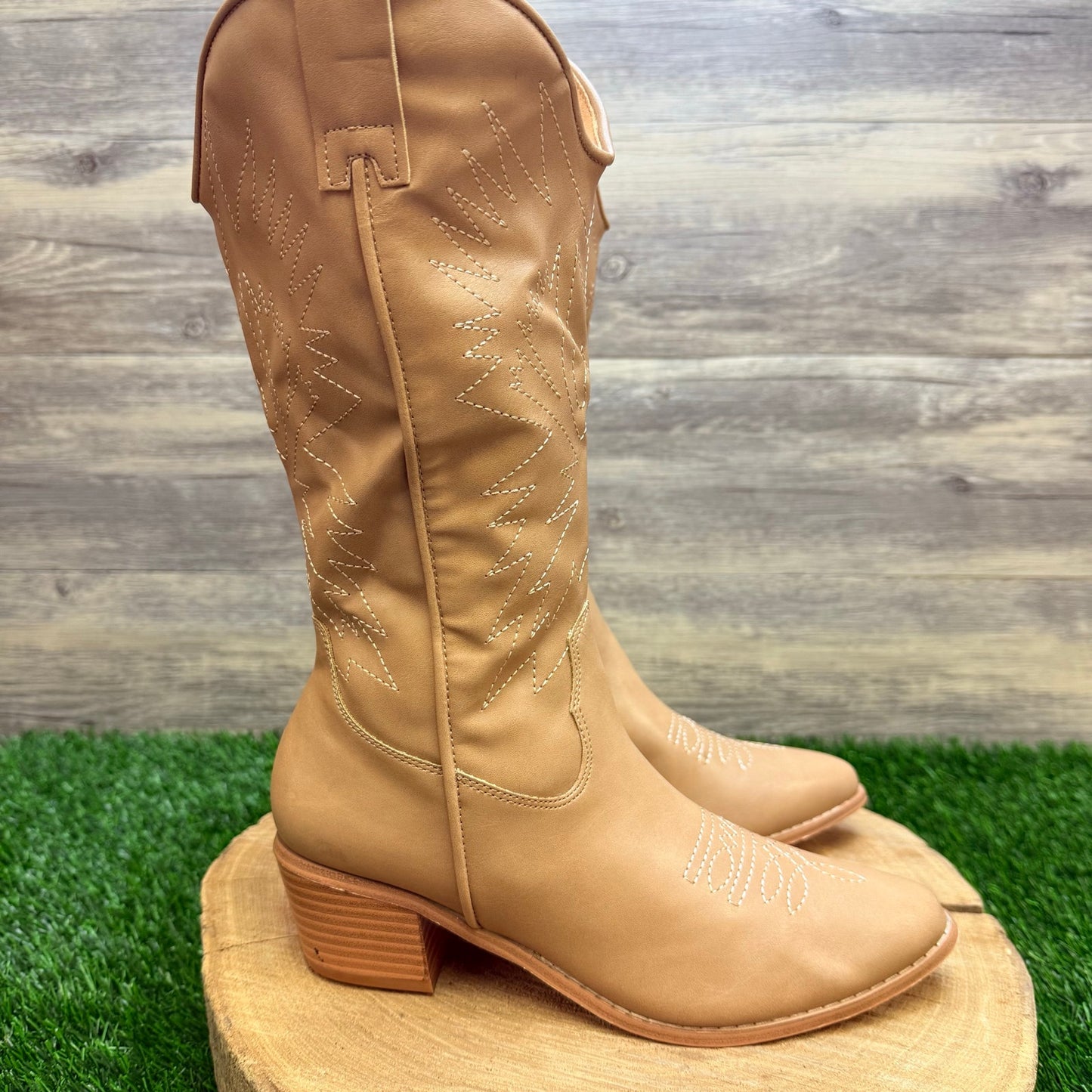 Unknown Women - Size 6.5 - Tan Faux Leather Zipper Cowboy Boots