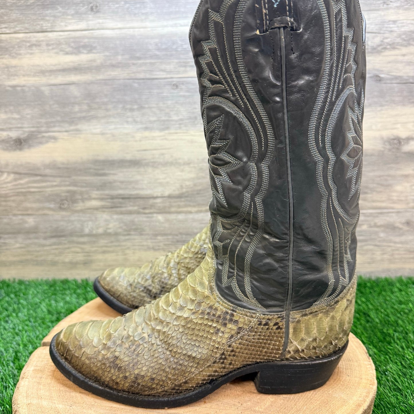 Tony Lama Men - Size 8D - Vintage Gray Snake Western Cowboy Boots 8702