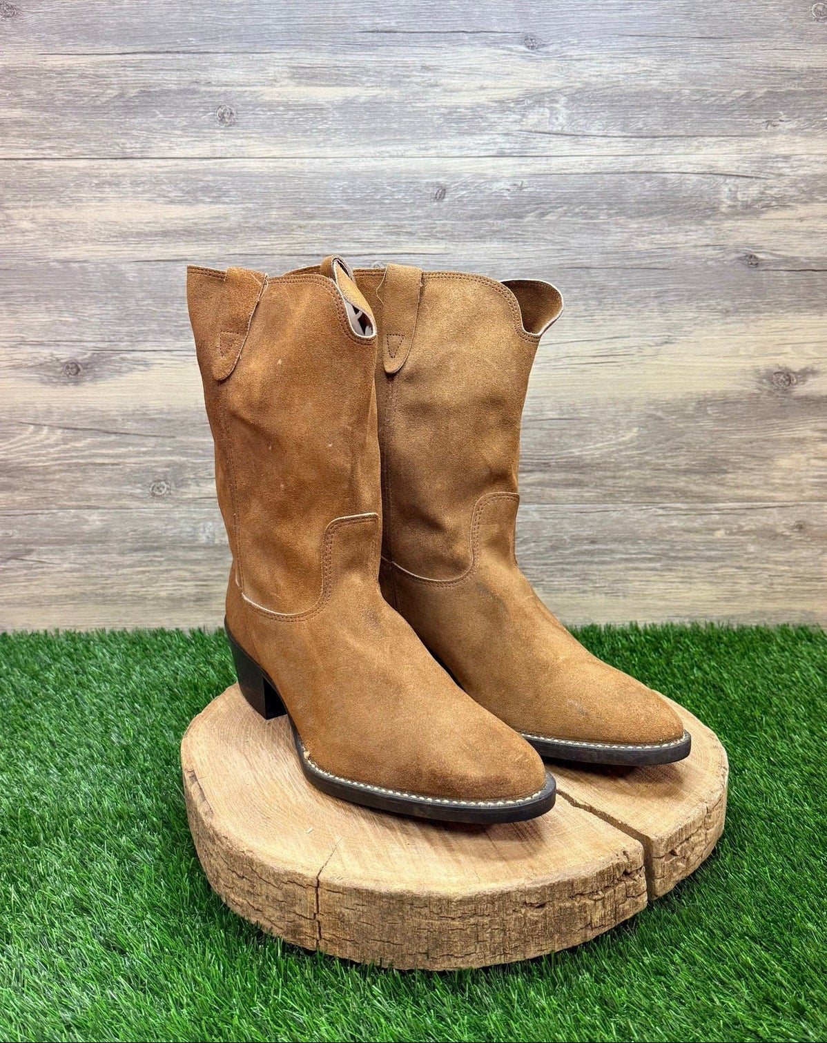 Unknown Men - Size 11 - Tan Suede Western Cowboy Boots 1011
